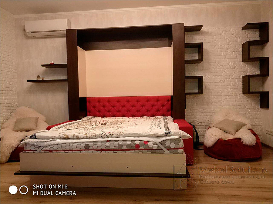 Вертикальная шкаф-кровать с автоматическим складным диваном