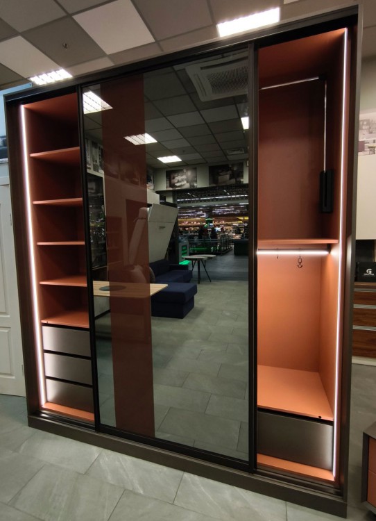 Шкаф купе 2-002 Шкаф купе 2-002